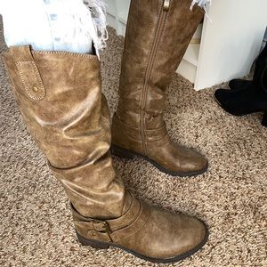 Size 6 tan boots